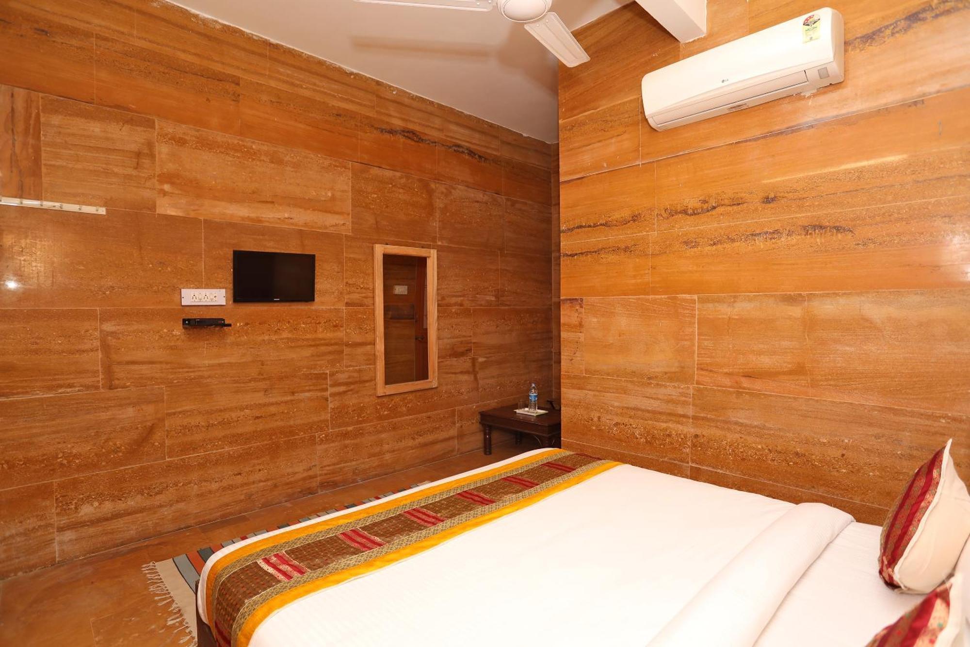 Hotel Heera Court ไจซัลเมอร์ ภายนอก รูปภาพ