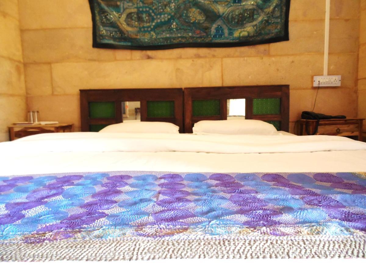 Hotel Heera Court ไจซัลเมอร์ ภายนอก รูปภาพ